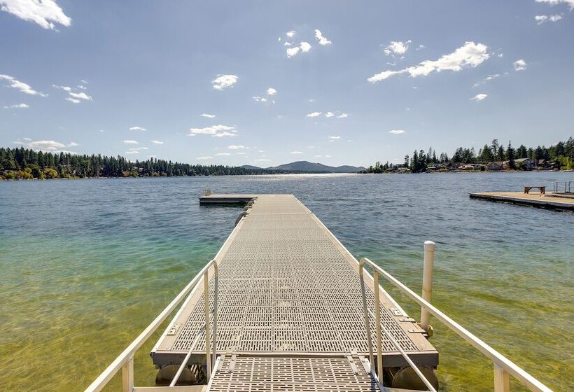 Waterfront Newport Home W/ Private Boat Dock!