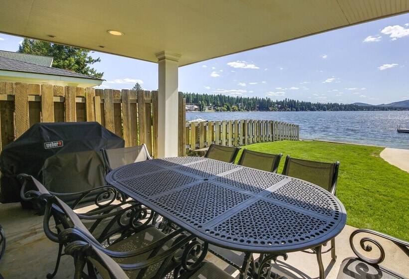 Waterfront Newport Home W/ Private Boat Dock!