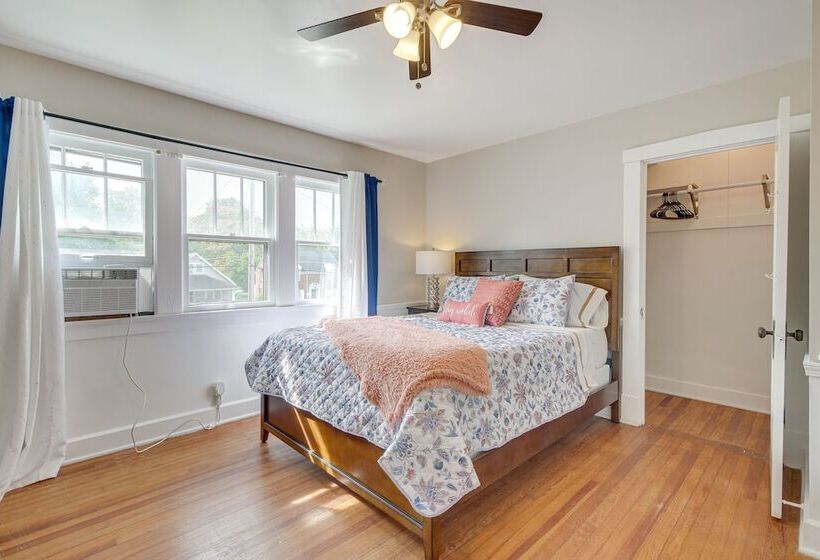 Welcoming Home In Youngstown W/ Private Backyard!