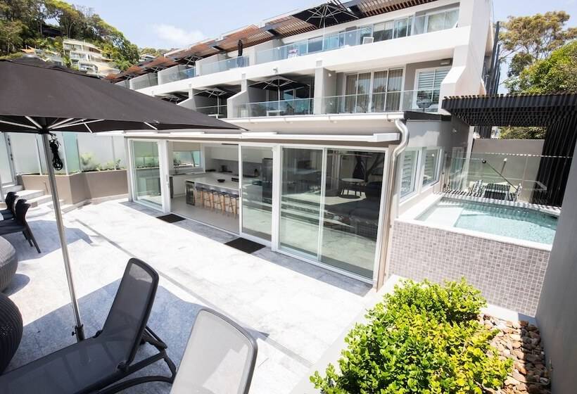 71 Hastings Street   Beachfront