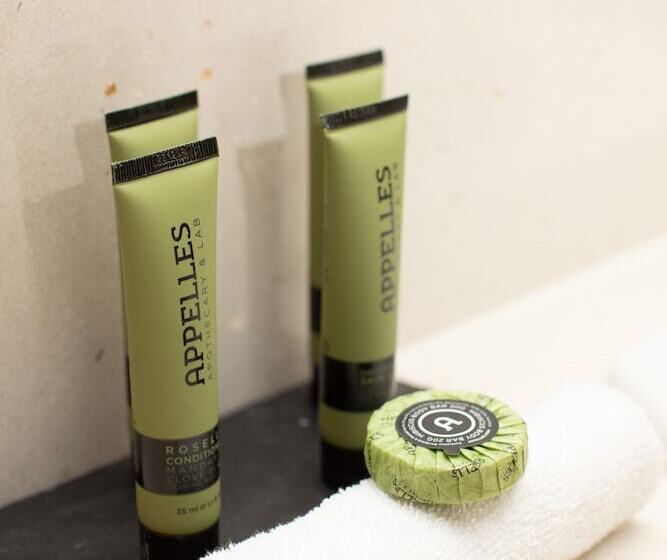 71 Hastings Street   Beachfront