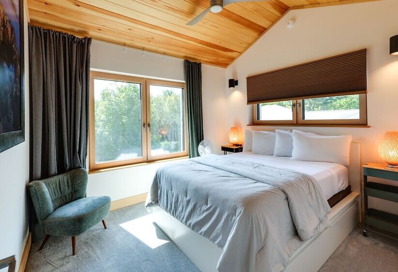 Acadia Home W/ Rooftop Deck   Close To Trails!