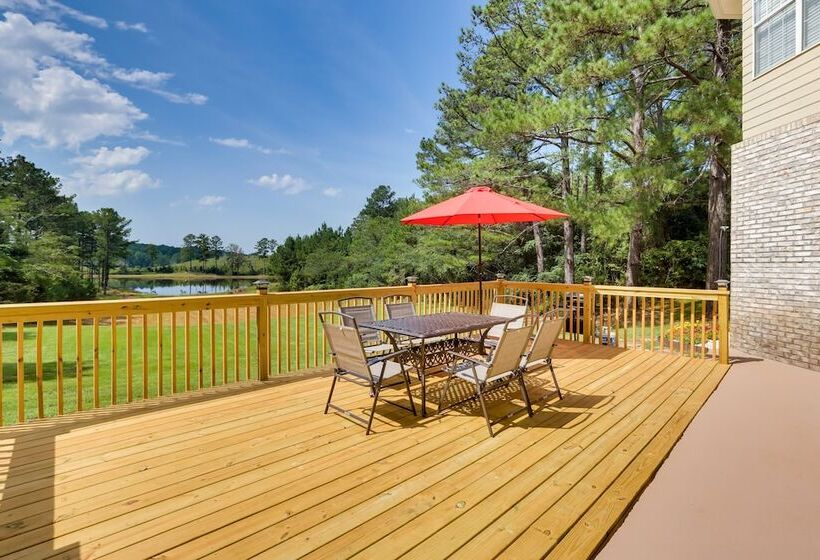 Alabama Retreat W/ Private Pond, Deck & Pool Table