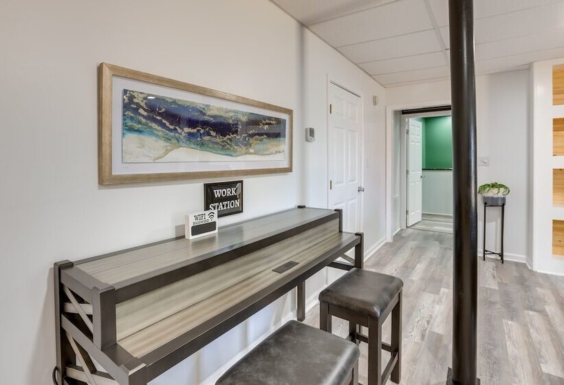 Alabama Retreat W/ Private Pond, Deck & Pool Table