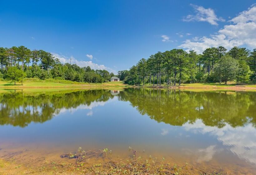 Alabama Retreat W/ Private Pond, Deck & Pool Table