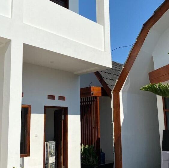 הוסטל Linobi Homestay