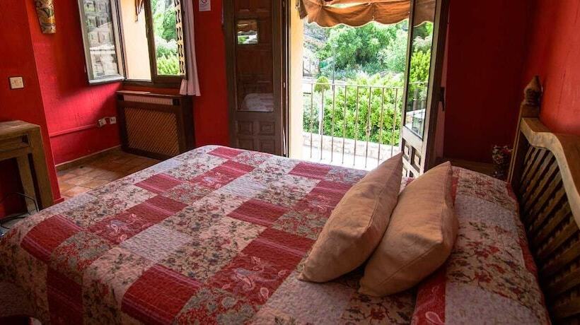 هاستل Posada Del Huécar