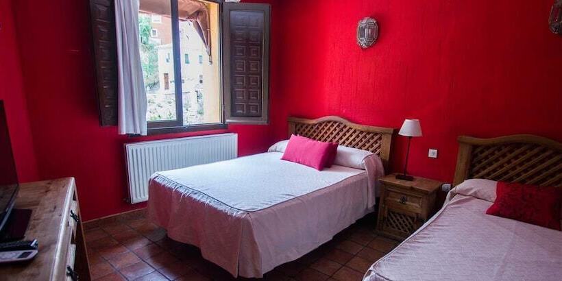 هاستل Posada Del Huécar