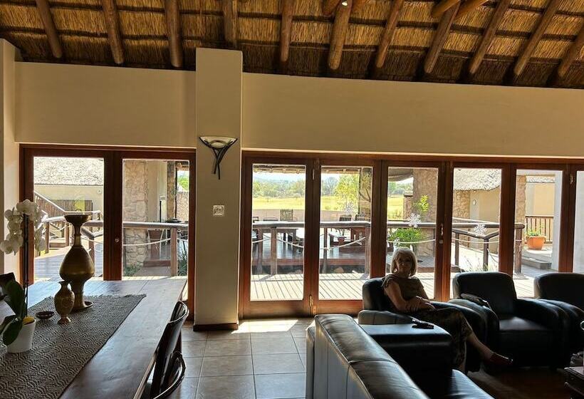 ベッドアンドブレックファースト 7th Hole Golf Lodge