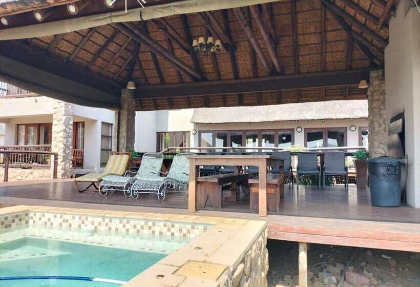 ベッドアンドブレックファースト 7th Hole Golf Lodge