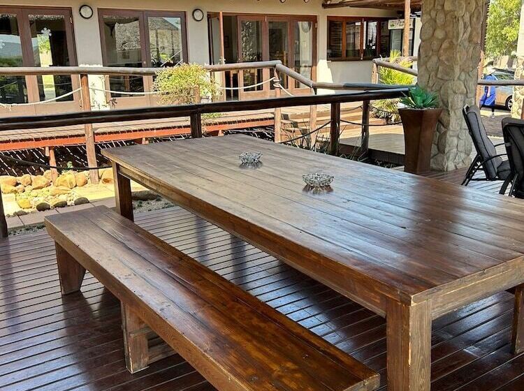 ベッドアンドブレックファースト 7th Hole Golf Lodge