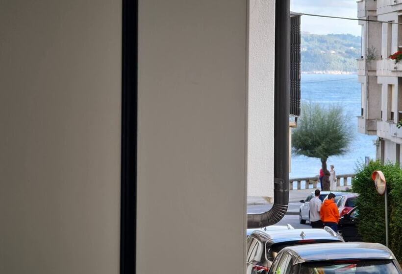 تختخواب و صبحانه Br Silgar Suites