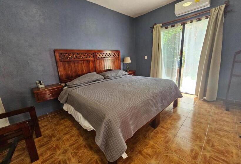 تختخواب و صبحانه Casa Xu´unan