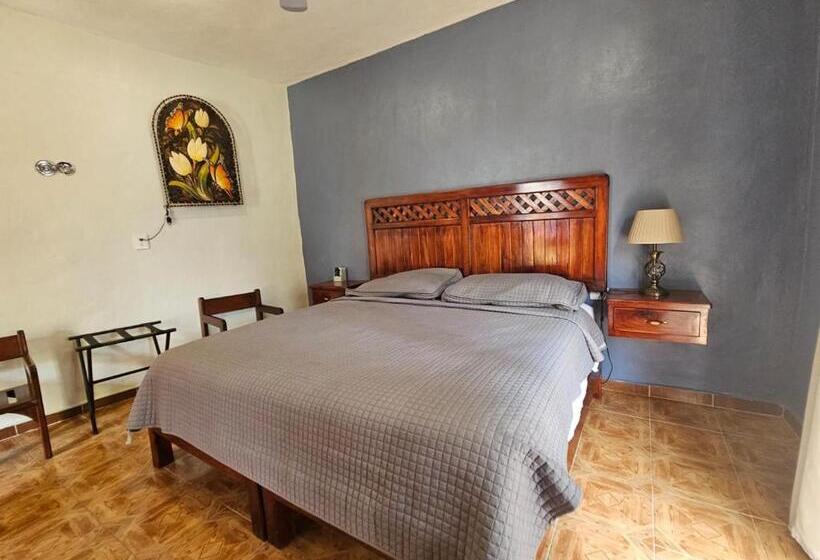 تختخواب و صبحانه Casa Xu´unan