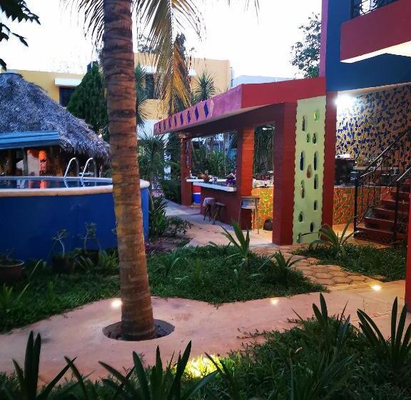 تختخواب و صبحانه Casa Xu´unan