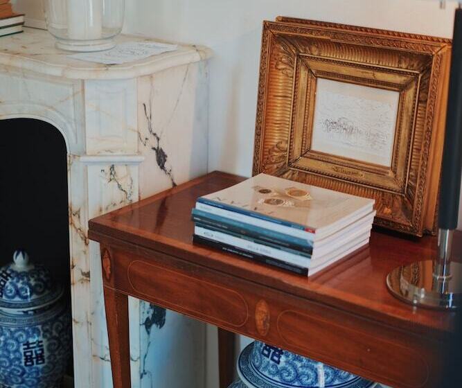 مبيت وإفطار La Maison Bleue