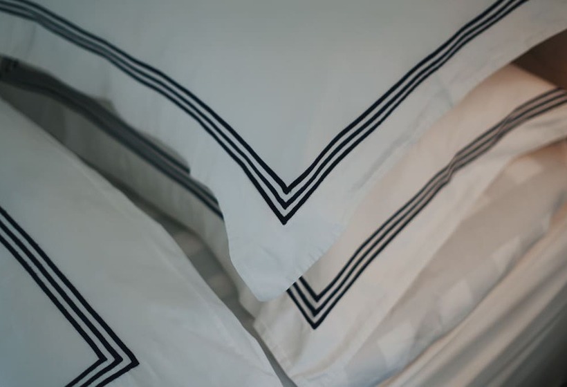 مبيت وإفطار La Maison Bleue