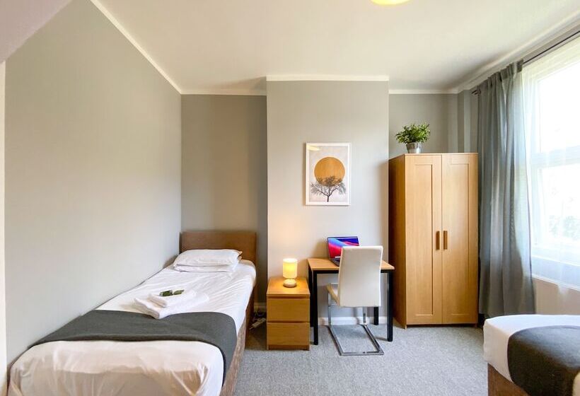 مبيت وإفطار Waterloo House