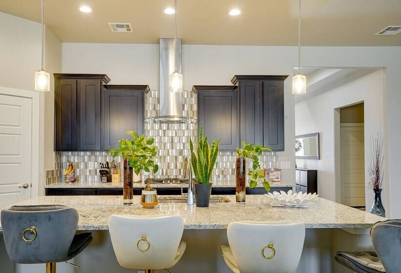 Bright & Modern Las Cruces Home In Sonoma Ranch