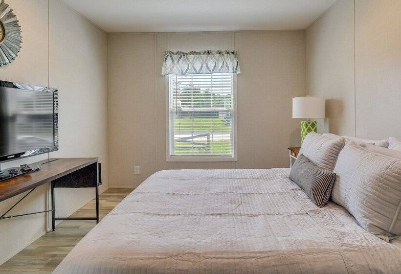 Brooksville Home W/ Fenced Yard   14 Mi To Coast!