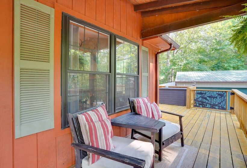 Cadiz Vacation Home W/ Deck: Walk To Lake Barkley