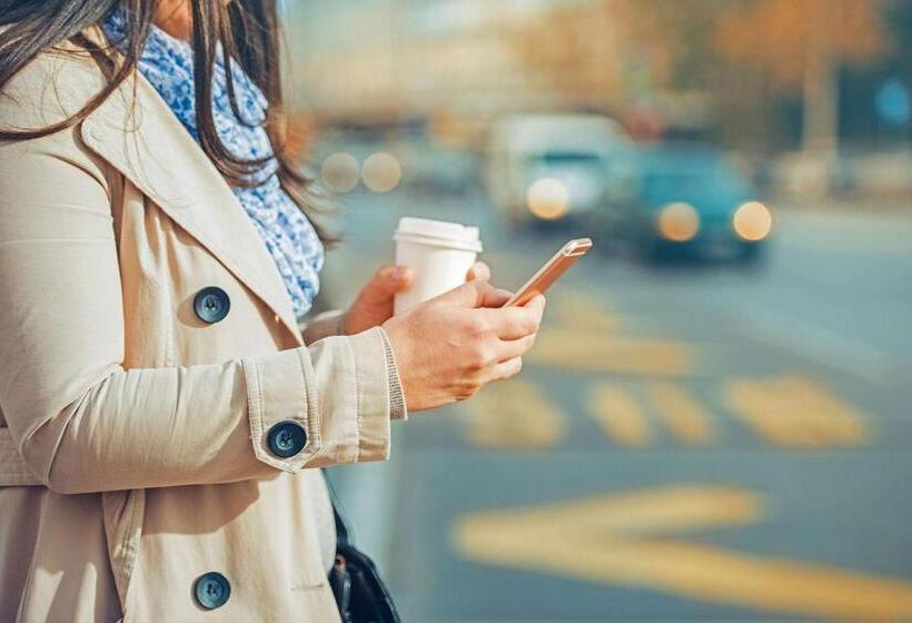 Cambria Hotel Burbank Airport