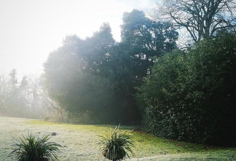 Captivating 1 Bed Cottage In Ross On Wye