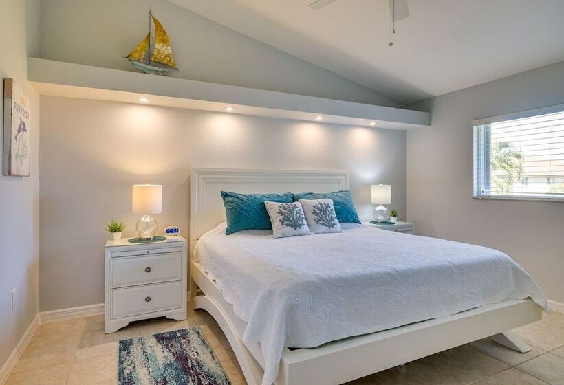 4 Mi To Downtown: Cape Coral Oasis W/ Pool + Lanai