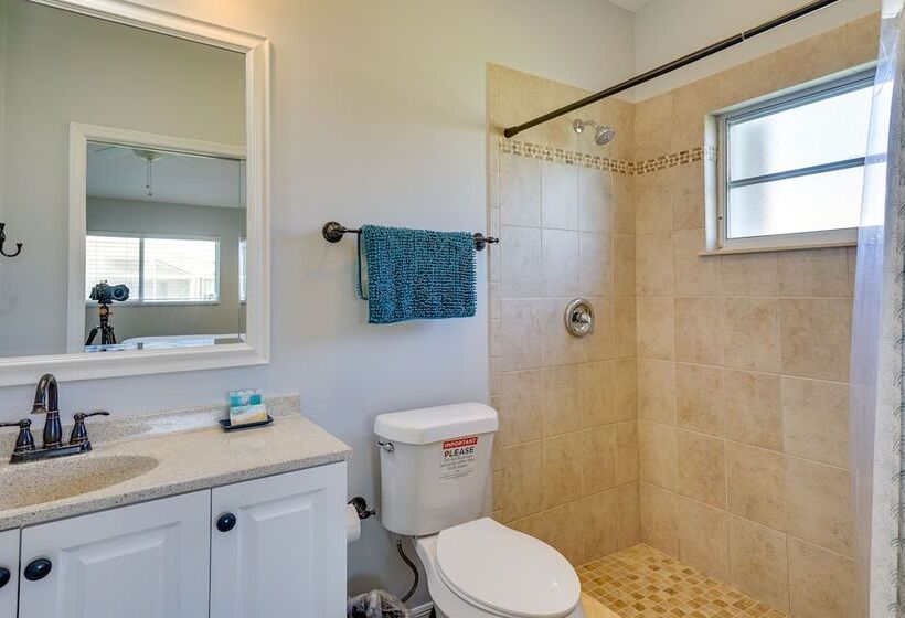 4 Mi To Downtown: Cape Coral Oasis W/ Pool + Lanai