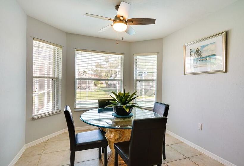 4 Mi To Downtown: Cape Coral Oasis W/ Pool + Lanai