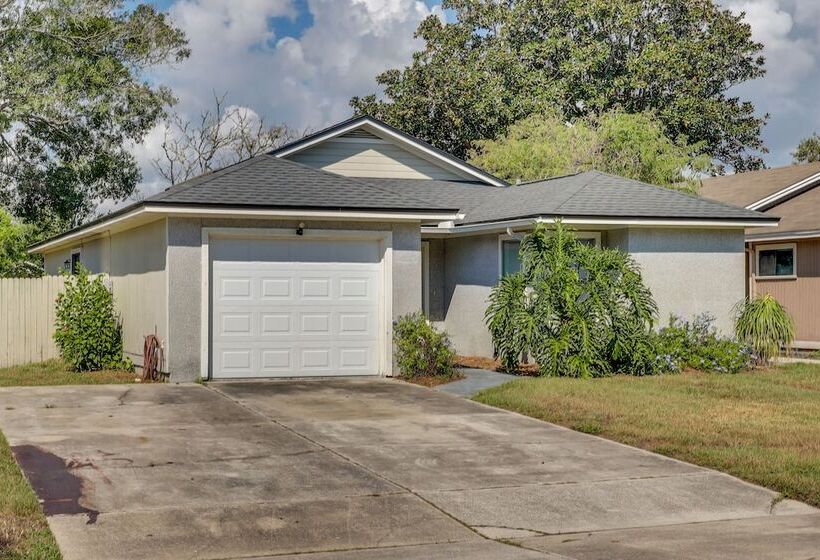 Ponte Vedra Beach Family Home: 2 Mi To Beaches!