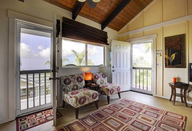 Charming Kailua Kona Apartment Near Hiking & Golf!