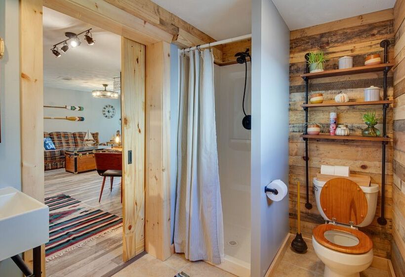 Charming Lake Chautauqua Home: Walk To Water!