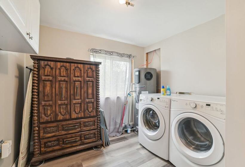 Charming Mio Family Retreat Near Mio Dam Pond!