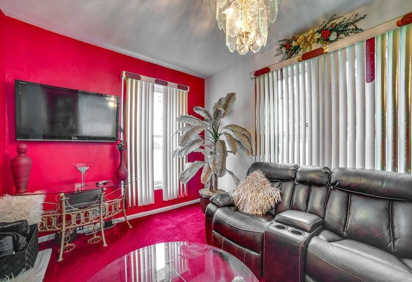 Charming Pittsburgh Home 2 Mi To Downtown!