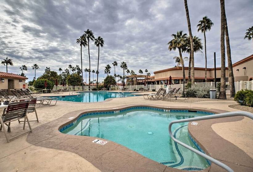 Community Perks & Patio: Sun Lakes Home!