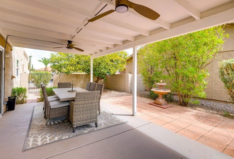 Community Perks & Patio: Sun Lakes Home!