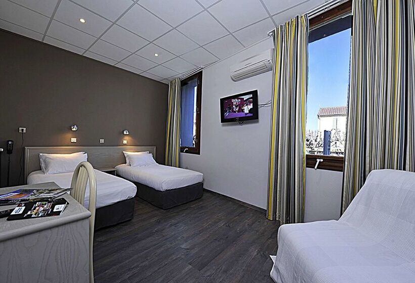 בית מלון כפרי Cit Hôtel Le Louvre Orange