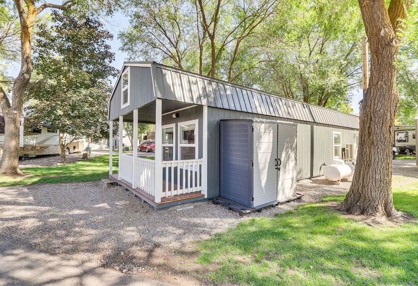 20 Mi To Glacier Natl Park: Pet Friendly Cabin