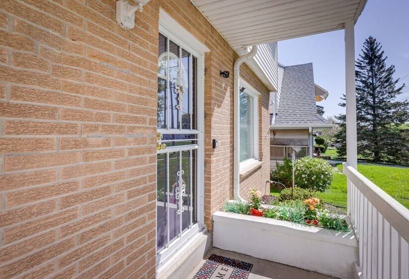 Comfortable Milwaukee Abode ~ 10 Mi To Downtown!