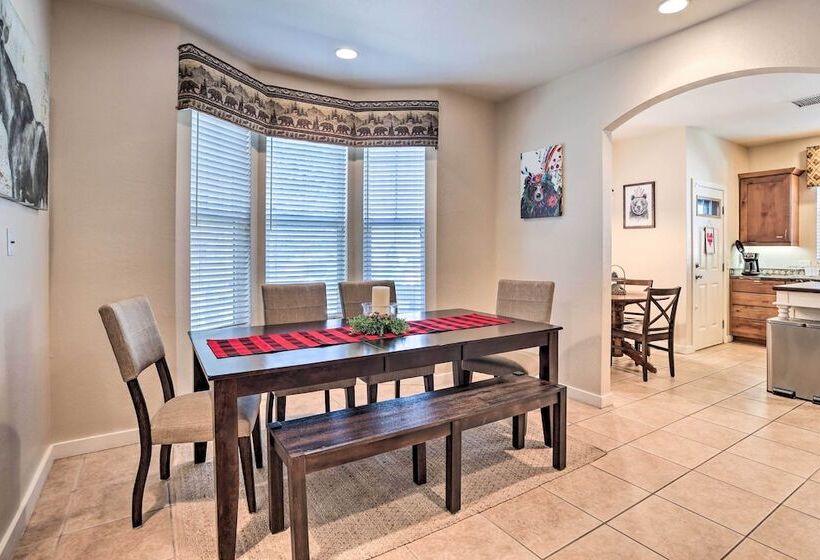 5 Mi To Big Bear Lake: Cozy Cottage W/ Hot Tub