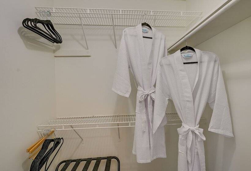 Cozy High Point Vacation Rental: Near Hpu Campus