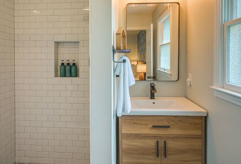 Cozy High Point Vacation Rental: Near Hpu Campus