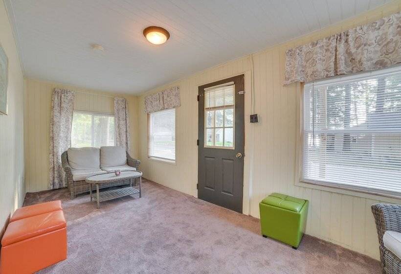 Cozy Otsego Lake Cabin: < 1 Mi To Sandy Beach!