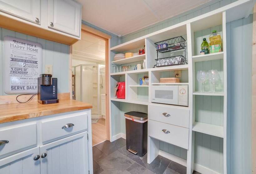 Cozy Otsego Lake Cabin: < 1 Mi To Sandy Beach!