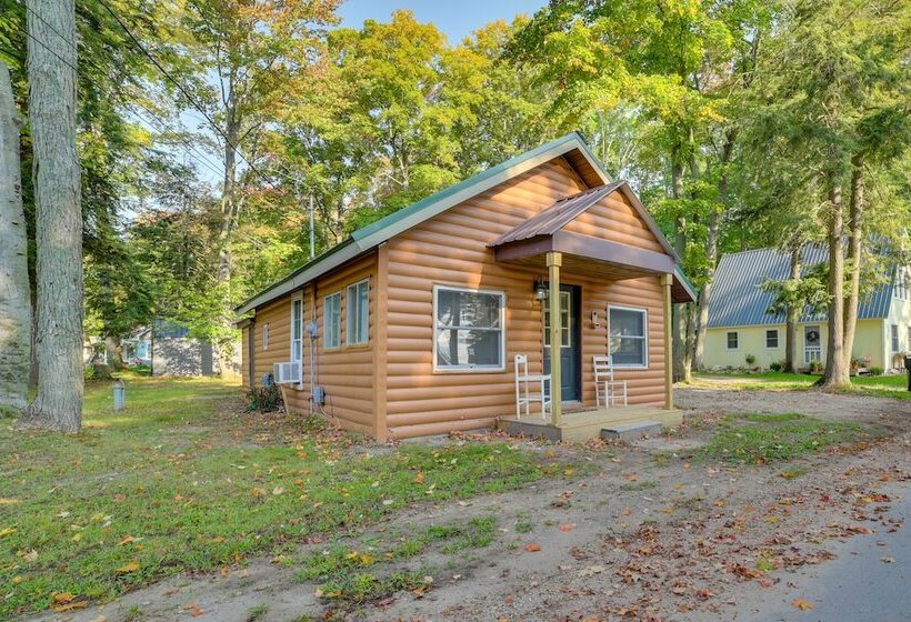 Cozy Otsego Lake Cabin: < 1 Mi To Sandy Beach!