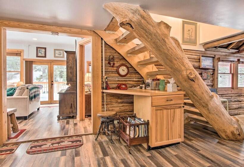 Creekside Clancy Cabin In Helena Natl Forest!