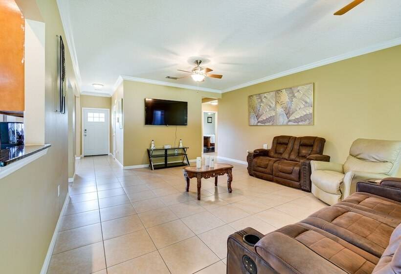 Crestview Vacation Rental: Day Trip To Destin!