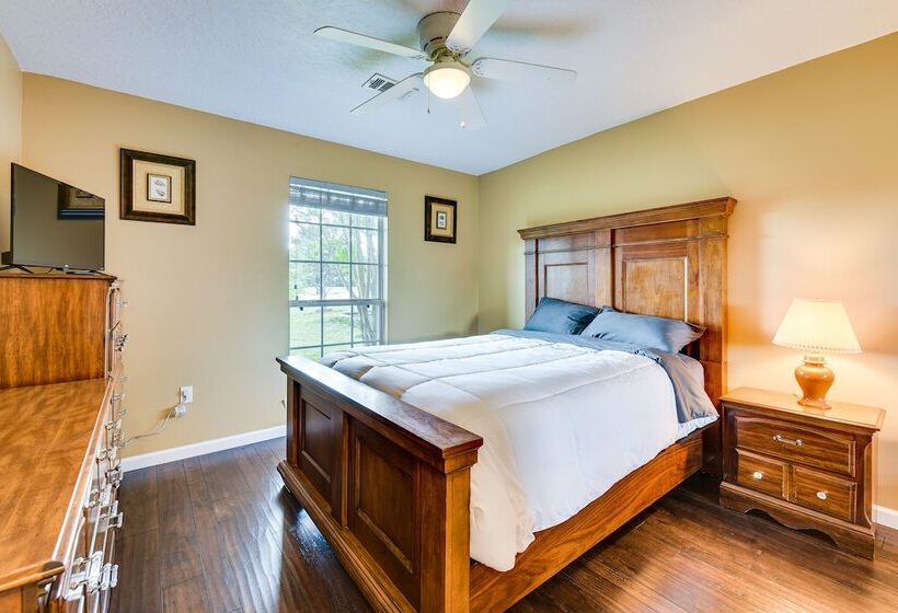 Crestview Vacation Rental: Day Trip To Destin!