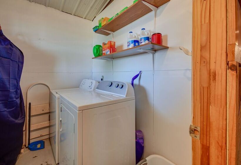 Stargaze, Hike & Kayak: Cabin Near Copper Breaks!